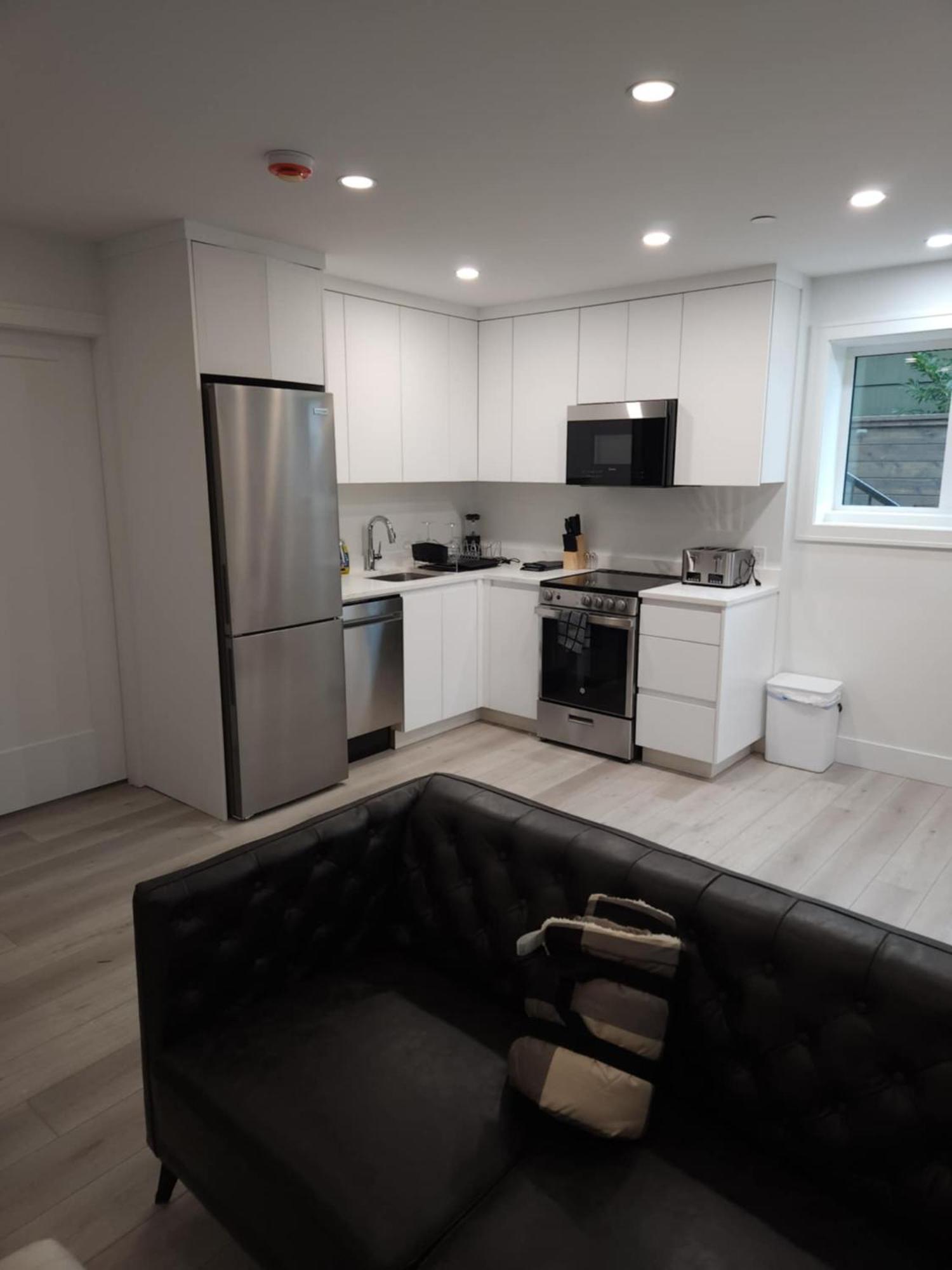 Signature Elegant Private Entrance Condo 1Br Haven Vancouver Exterior foto